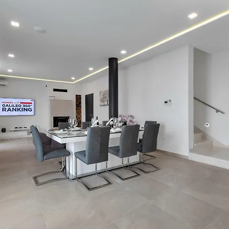 Вилла Ledjade *