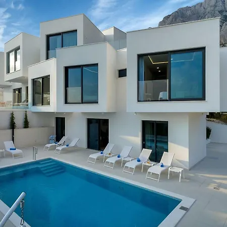 Ledjade Вилла Макарска