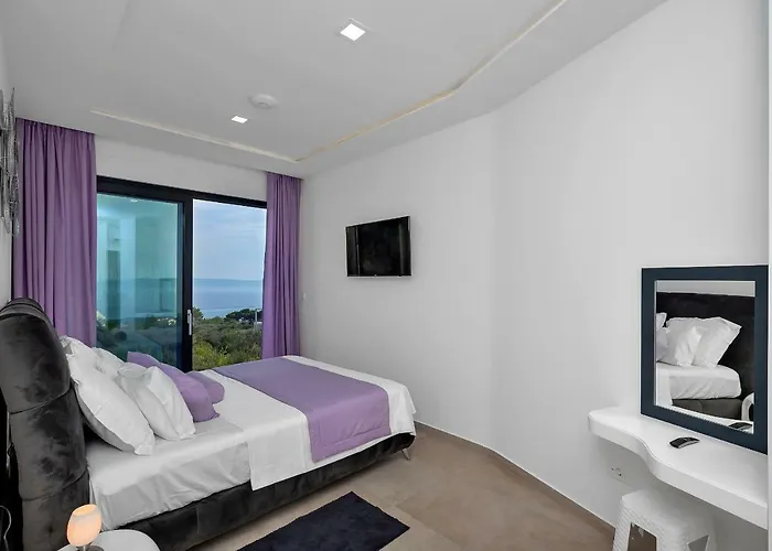 Ledjade Villa Makarska