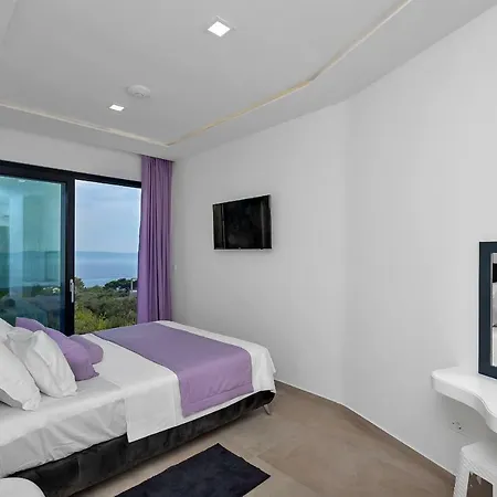 Ledjade Βίλα Μακάρσκα