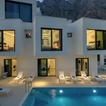 Ledjade Villa Makarska